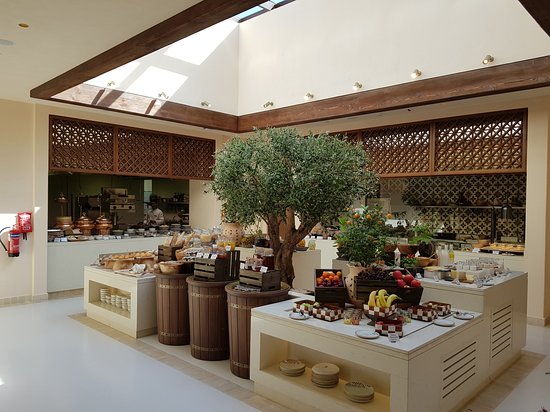 Un buffet dal sapor mediterraneo